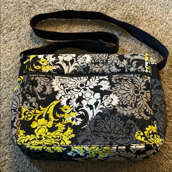 Vera Bradley flap over crossbody bag - Picture 2 of 5
